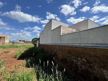 house em Rua Carlos Roberto Seghezzi, Centro - Paiçandu - PR