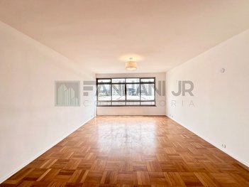 apartment em Rua Angelina Maffei Vita, Jardim Europa - São Paulo - SP