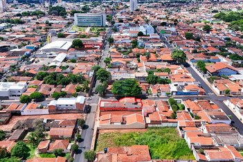house em Rua Giacomo Fior, Jardim Adelina - Leme - SP