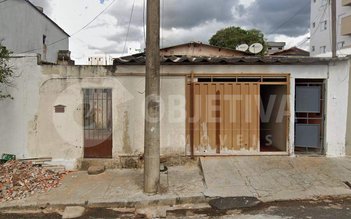 land_lot em Rua Hildebrando Oliva, Santa Mônica - Uberlândia - MG