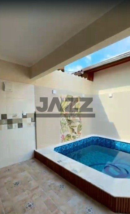 WhatsApp Image 2025-12-08 at 23.41