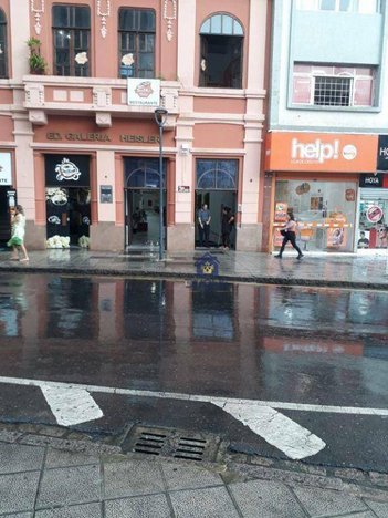 office em Rua Riachuelo, Centro - Curitiba - PR