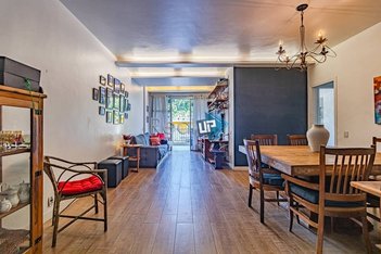 apartment em Rua das Laranjeiras, Laranjeiras - Rio de Janeiro - RJ