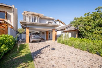 house em Avenida Juca Batista, Hípica - Porto Alegre - RS