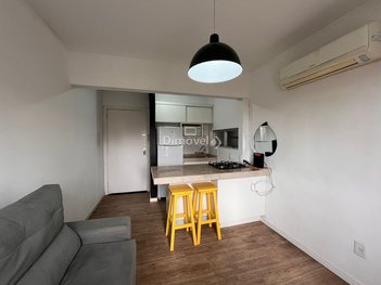apartment em Rua Duque de Caxias, Centro Histórico - Porto Alegre - RS