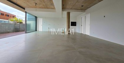 apartment em Rua Carlos Huber, Três Figueiras - Porto Alegre - RS