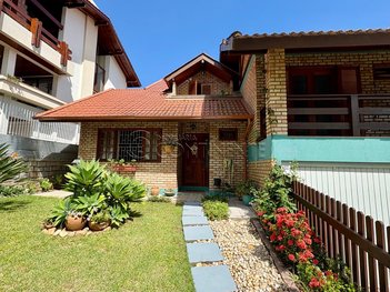 house em Rua Vergílio Ponciano, João Paulo - Florianópolis - SC