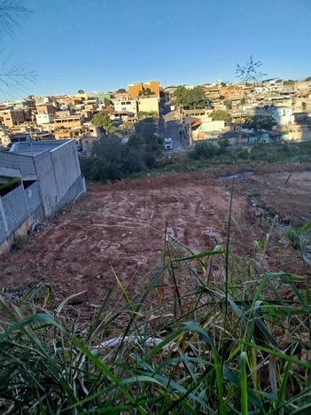 land_lot em Alameda dos Pintassilgos, Cabral - Contagem - MG