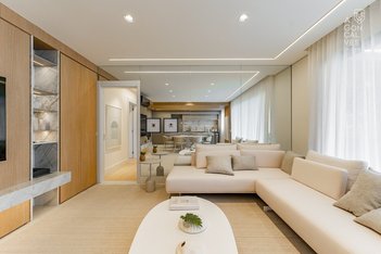 apartment em Rua Guilherme Pugsley, Água Verde - Curitiba - PR