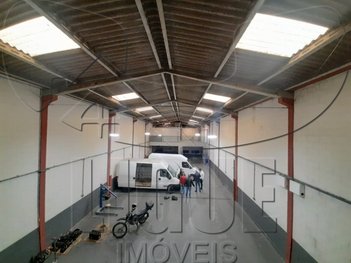 industrial em Rua Abernésia, Santa Maria - Santo André - SP