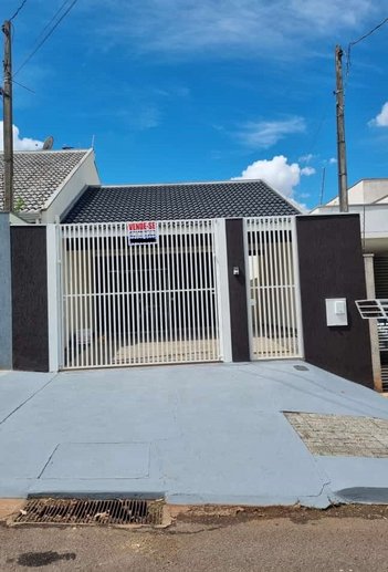 house em Rua Rosana Cambaúva Cordeiro, Jardim Everest - Maringá - PR
