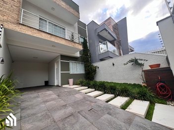 house em Rua Aristides Estevão da Silva, Ressacada - Itajaí - SC