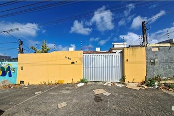 house em Avenida Xavier da Silveira, Lagoa Nova - Natal - RN