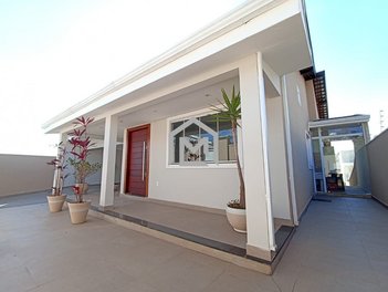 house em Rua Emília Rodrigues Navarreti, Altaville - Pouso Alegre - MG