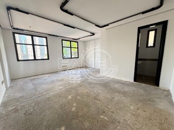 office em dos Tres Irmaos, Vila Progredior - São Paulo - SP