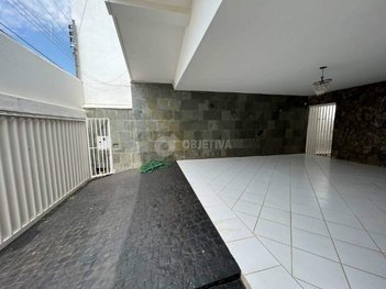 house em Avenida Princesa Izabel, Fundinho - Uberlândia - MG