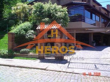 house em Rua Doutor David de Azevedo Gusmão, Jardim Isabel - Porto Alegre - RS