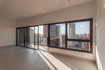 apartment em Rua dos Bandeirantes, Cambuí - Campinas - SP