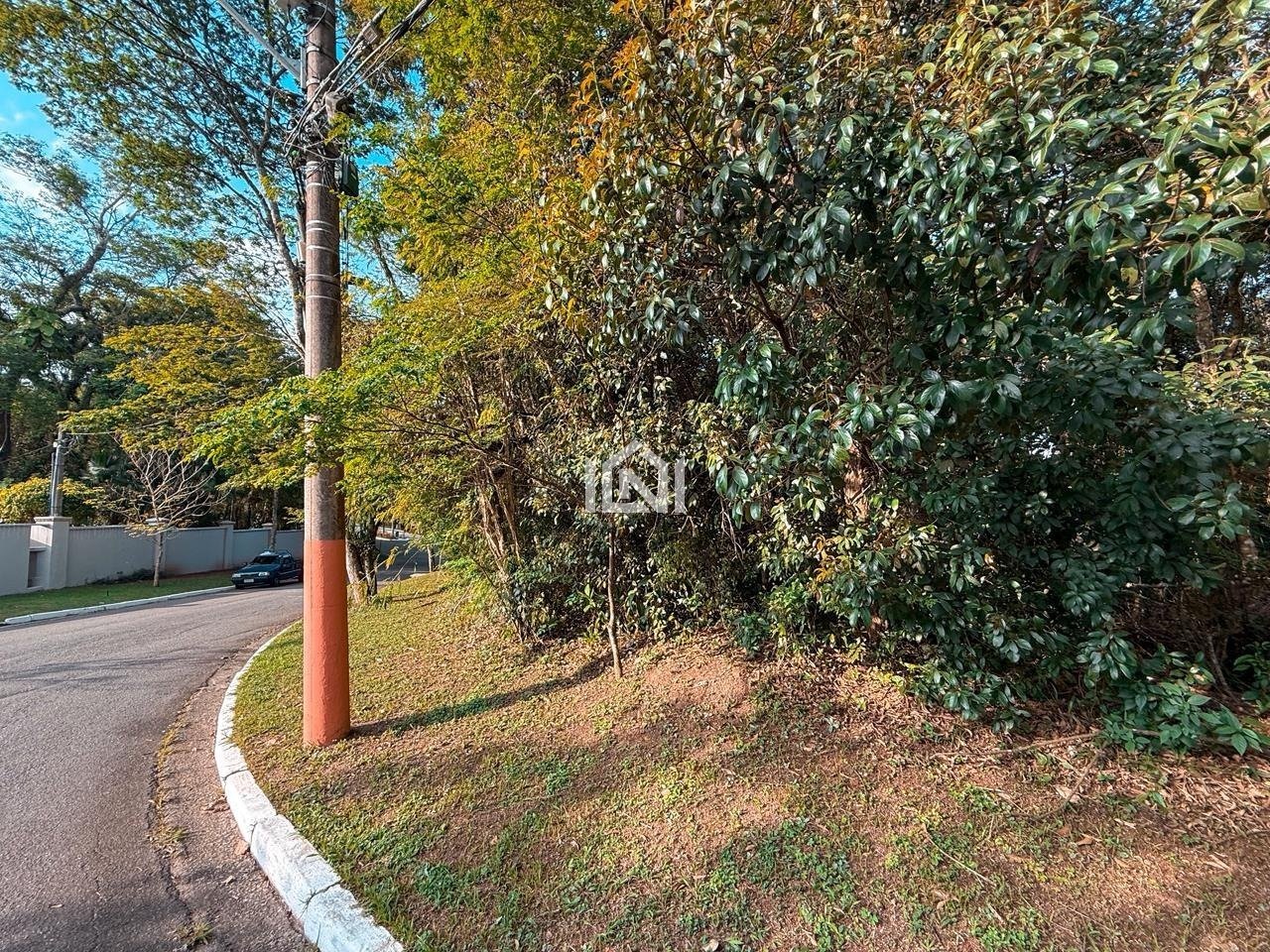 terreno a venda no condominio forest hills