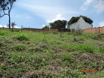 land_lot em Rua Vinte e Quatro, Tropical - Contagem - MG