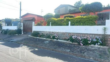 house em Rua Sargento Manoel Arruda, Jardim Carvalho - Porto Alegre - RS