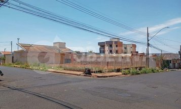 land_lot em Avenida Mato Grosso, Brasil - Uberlândia - MG