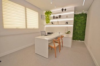 office em Praça Wenceslau Braz, Funcionários - Belo Horizonte - MG