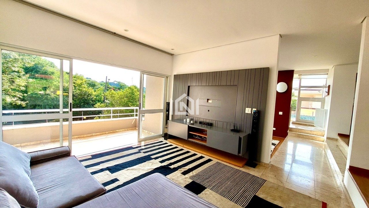 Casa a Venda Condominio Passargada - Sala de TV com Varanda