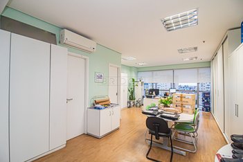 office em Rua Gutemberg, Petrópolis - Porto Alegre - RS