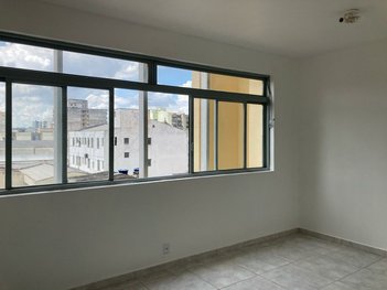 office em Rua Tiradentes, Centro - Canoas - RS