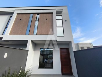 house em Rua Gustavo Ponick, Iririú - Joinville - SC