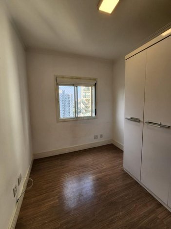 apartment em Rua Werner Goldberg, Jardim Tupanci - Barueri - SP