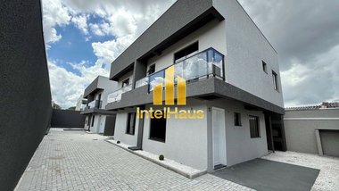 house em Rua Angelina Legat Pasini, Alto Boqueirão - Curitiba - PR