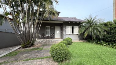 house em Avenida Dez de Setembro, Centro - Dois Irmãos - RS