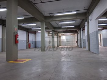 industrial em Avenida Roberto Gordon, Vila Nogueira - Diadema - SP