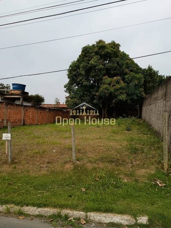 land_lot em Rua General Humberto de Alencar Castelo Bran, Loteamento Bondarovshy - Quatis - RJ