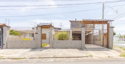 house em Rua Apolinária de Souza, Harmonia - Canoas - RS