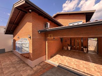 house em Avenida Professor Raphael Laurindo, Jardim Paraíso II - Botucatu - SP