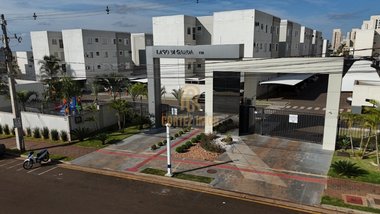 apartment em Rua Akeo Hasuda, Cidade Industrial 2 - Londrina - PR