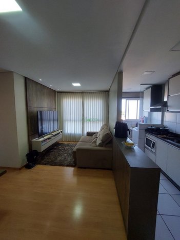 apartment em Rua Leonora Armstrong, Champagnat - Londrina - PR