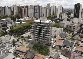apartment em Rua Herculano Carlos Franco de Souza, Água Verde - Curitiba - PR