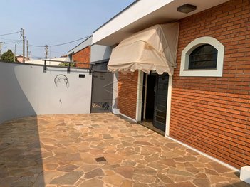 house em Rua Theodomiro Carmelo, Vila Carmelo - Botucatu - SP