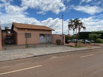 house em Rua Treze de Maio, Loteamento Monte Líbano - Rondonópolis - MT