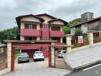 house em Avenida Jorge Elias de Lucca, Nossa Senhora da Salete - Criciúma - SC
