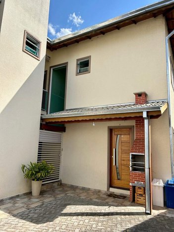 house em Rua Januário Figueira da Silva Júnior, Residencial Algarve - Mogi das Cruzes - SP