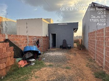 house em Rua João Tezani, Parque Jaraguá - Bauru - SP