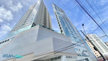 apartment em Rua 202, Meia Praia - Itapema - SC