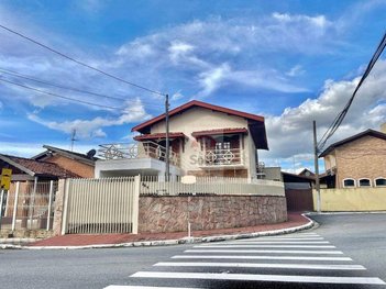 house em Rua Madre Eulália Perrotin, Parque Residencial Bom Conselho - Taubaté - SP