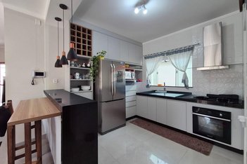 house em Rua Silvio de Campos Gurgel, Residencial Ouro Verde - Botucatu - SP