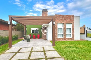 house em Rua Ibirapuitã, Centro - Xangri-Lá - RS